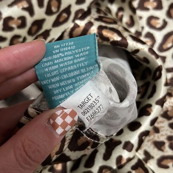 Cheetah Print Silk Pillowcase (Polyester Silk feel) - Picture 3 of 3